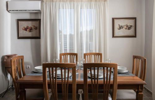 Villa Elizabeth - Seafront Classic Villa! - Foto 36