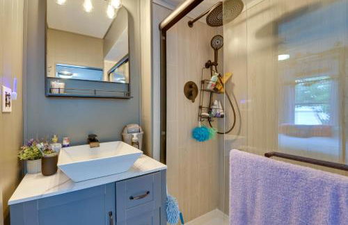 Lakefront Michigan Abode with Deck and Fire Pit! - Foto 14