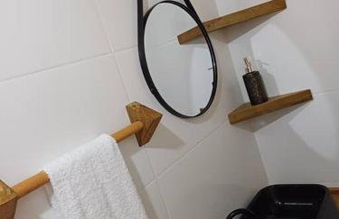 Ap cozalinda ar-condicionado a 6km do Aeroporto de Floripa - Foto 9