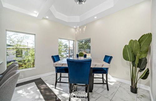 Sprawling Home w/ Rooftop Spot - Foto 13