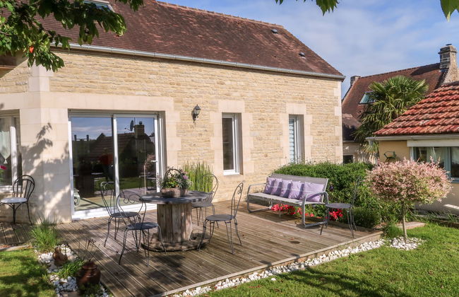 2 bedroom House in Fontaine-Henry with garden and terrace - Photo 1