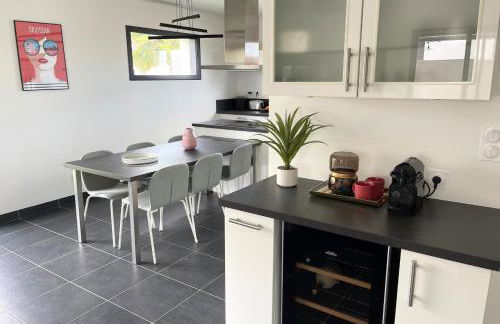 Villa contemporaine avec piscine chauffée proche des plages - Foto 17