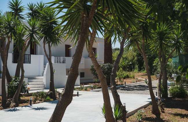 Mid-Century Modern Villa Vintage Charm - Foto 45