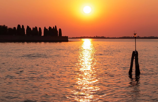 Venetian Lagoon Sunset Boat Ride - Photo 1