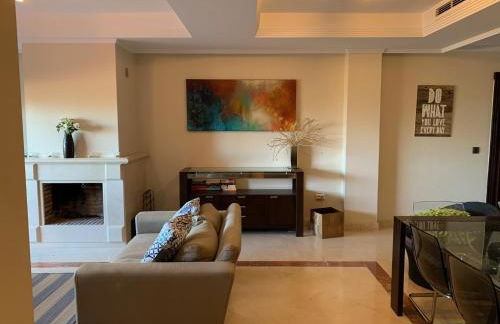 El Soto de Marbella FREE Golf-Tennis-Padel-Gym 2 Bedroom Penthouse - Foto 8