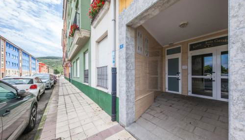 Charming Coastal Apartment Steps from the Beach - Foto 4