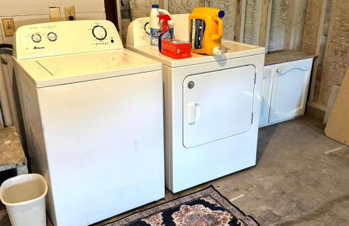 Soothing Greens Color Peaceful 3 BR 1BA Dwelling - Foto 21