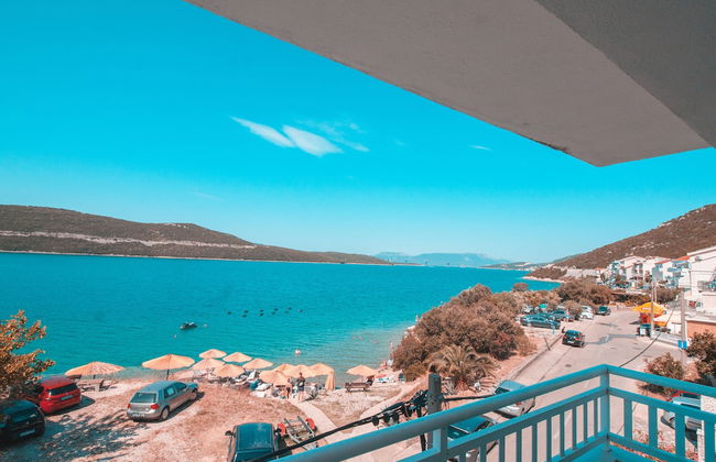 Apartmani Laura - Foto 1