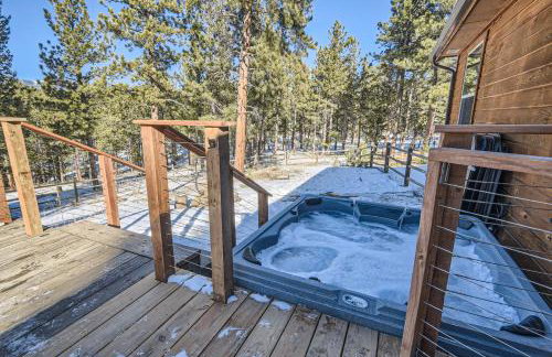 Cozy Wolfcamp Chalet with Hot Tub, Views with Fast Wifi - Foto 33