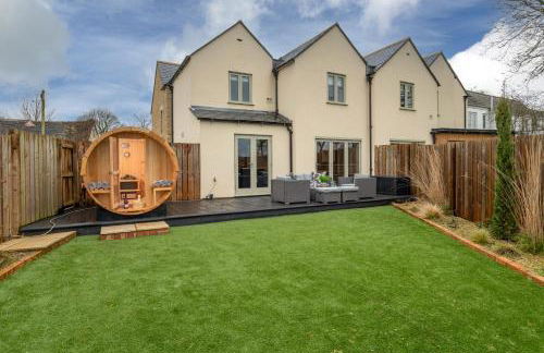 Designer Cotswold post house with external sauna - Foto 37