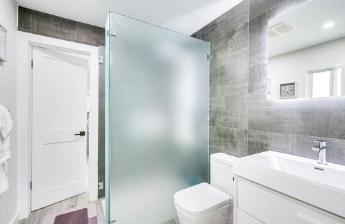 Updated St James City Home on Canal with Pool and Dock - Foto 13