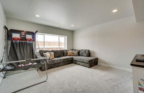 Family-Friendly Townhome about 2 Mi to Windsor Lake! - Foto 28