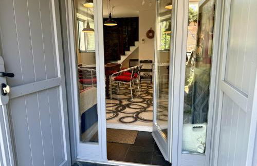 HOST4U - A Beautiful Gardened Maria's House - Foto 13