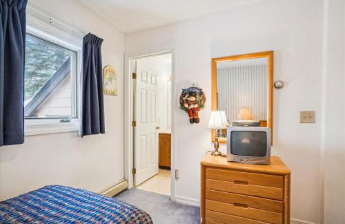 Charming 2-Bedroom Slopeside at Pico Mountain E304 - Foto 12