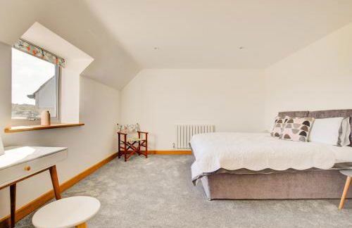 Llanddygfael Hir - Photo 20