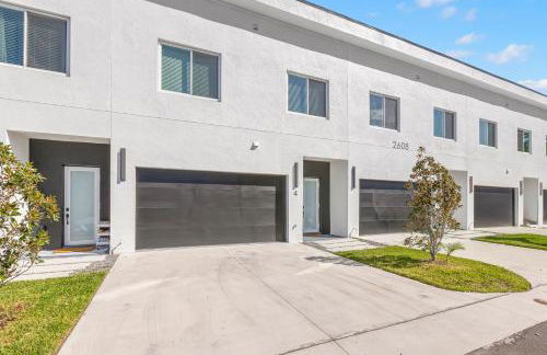 NEW! Columbus Cove - Gorgeous, Florida Themed Home In Heart of Tampa - Foto 41