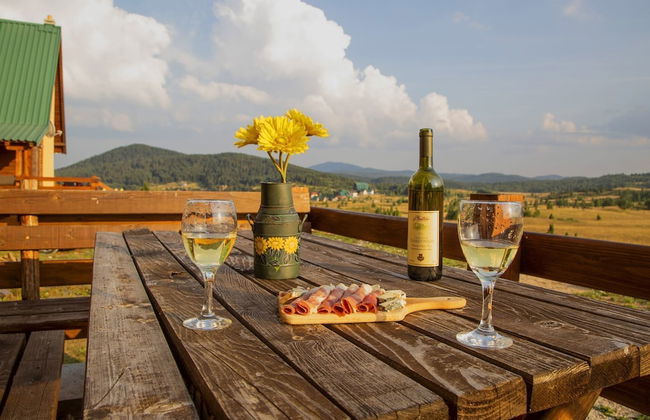 Cabin in Nature With View of the Durmitor Mountain - Foto 8