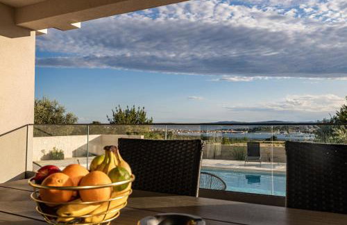 Panoramica apartment w balcony and swimming pool - Foto 21