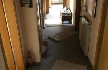 Ironico Homestay 4 Schlafzimmer Ferienwohnung 100 m2 nahe Bostalsee - Foto 8