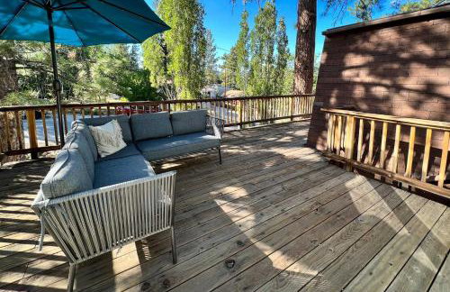 Pet-Friendly Cottage, Walk From Big Bear Village! - Foto 3