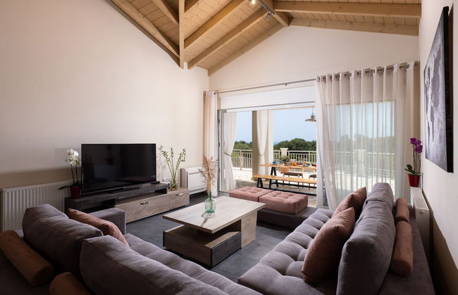 Ionian Mansion - Photo 22