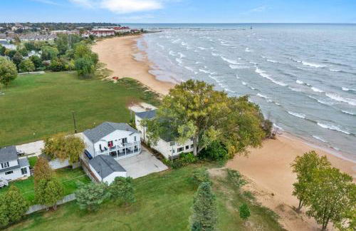 Beachside Condo Downtown with Lake Michigan Views - Foto 7