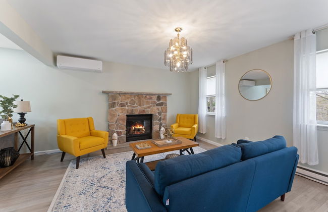 Amazing Vacation House In Poconos~hottub~game Room 6 Bedroom Home - Foto 21