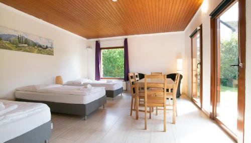 Tolstov House - 6 Room Villa with Garden - 15 Min Messe DUS & Airport DUS - Foto 5