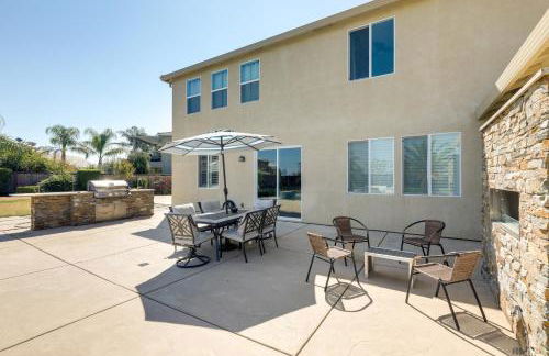 Luxe Roseville Home with Pool and Hot Tub! - Foto 31