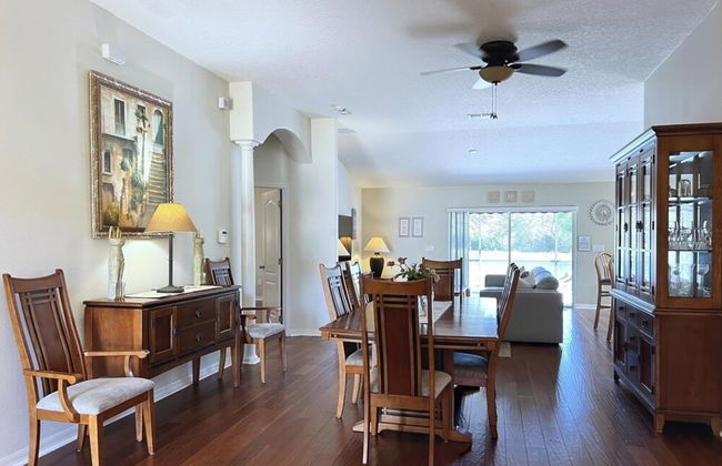 Lovely Lakeside 4-bed Pool Home At Villa Sol-3125 4 Bedroom Home by RedAwning - Foto 25