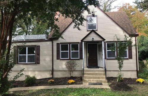 Tranquil 1950 Vintage Cottage Near DC - Foto 2