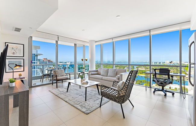 Dharma Home Suites Miami at Monte Carlo - Foto 74