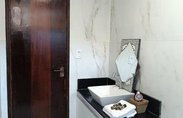 Barra - Frente Shop Barra - 95 m2, 2 quartos, 4 camas, sala, toalete, cozinha e varanda - Foto 3