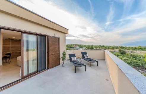 4 Bedroom Cozy Home In Jovici - Photo 7