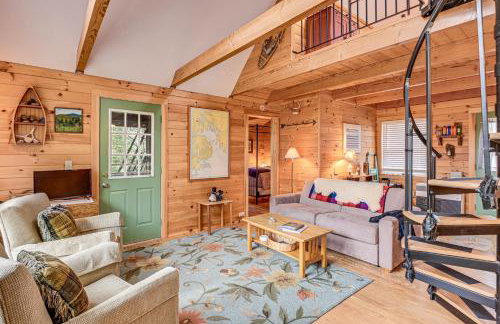 Lamoine Cabin with Deck about 16 Mi to Acadia Natl Park - Foto 2