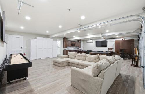 The White House Coveted Triplex Near Lake - Foto 58