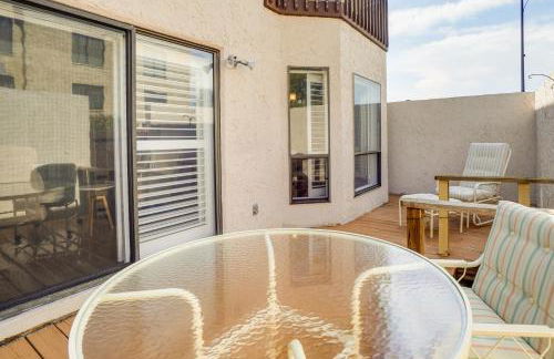 Walk to Restaurants Downtown Leesburg Townhome! - Foto 23