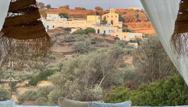 Nissos Suites - Foto 1