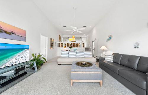 Our House at the Lake House C113 By Beachside - Photo 1