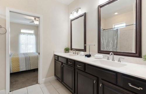 PalmTreeParadise Free Golf Cart 5 min walk 2 Beach - Foto 50