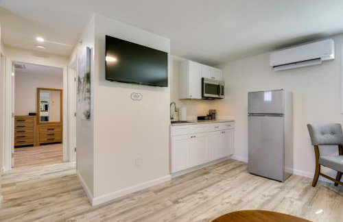 3 Mi to Beach and Pier Pet-Friendly Cape Cod Apt! - Foto 2