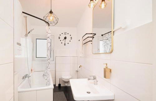 Smart Home - Bochum - Perfect for 6 Guests! Central - Netflix - Free Parking Zone - Foto 11