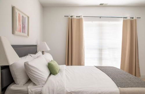 Spacious Third Ward Apt Near Summerfest with Balcony - Foto 13