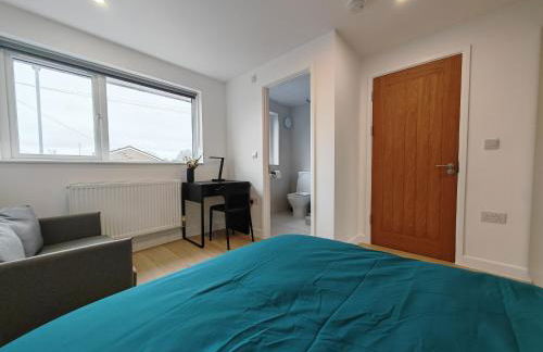 2 Bed Chippenham House with Parking - Foto 7