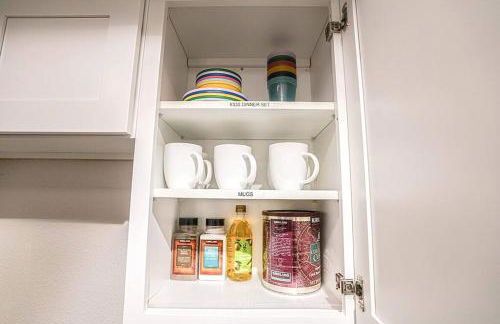 Modern Microsoft Redmond Campus Condo with Balcony - Foto 15