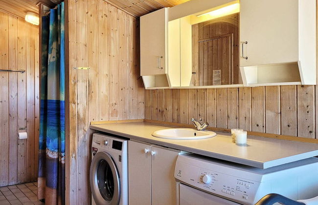 8 Person Holiday Home in Nexo-by Traum - Photo 18