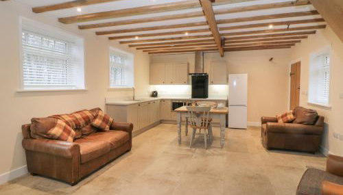 Winnie's Stable - Photo 3