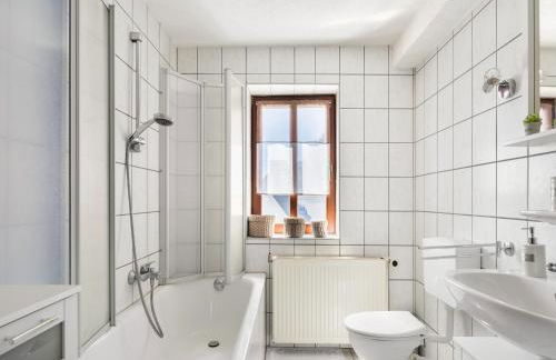 Stilvoll übernachten in Sonneberg - Foto 18