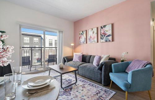 Bright Uptown Bliss - Free Parking, Walkable, Views - Foto 2