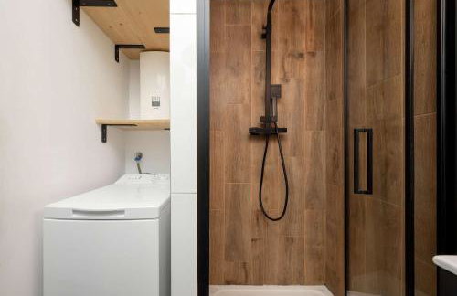 Elegant Studio with Air Conditioning Near the Airport in Wroclaw by Noclegi Renters - Foto 21